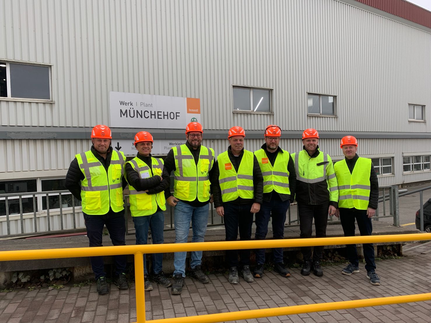 Salgsteam på besøg på vores produktionsfabrik
